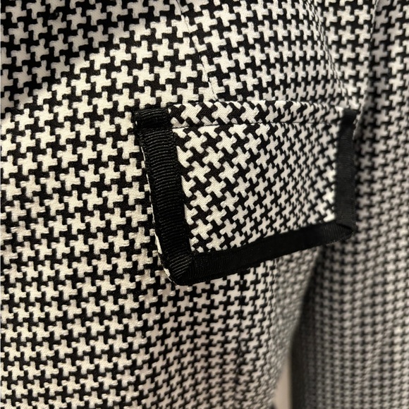 🖤 Chic Houndstooth Blazer by Stanley Blacker 🖤 - Picture 6 of 8